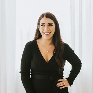 Meet your Posher, Chloe